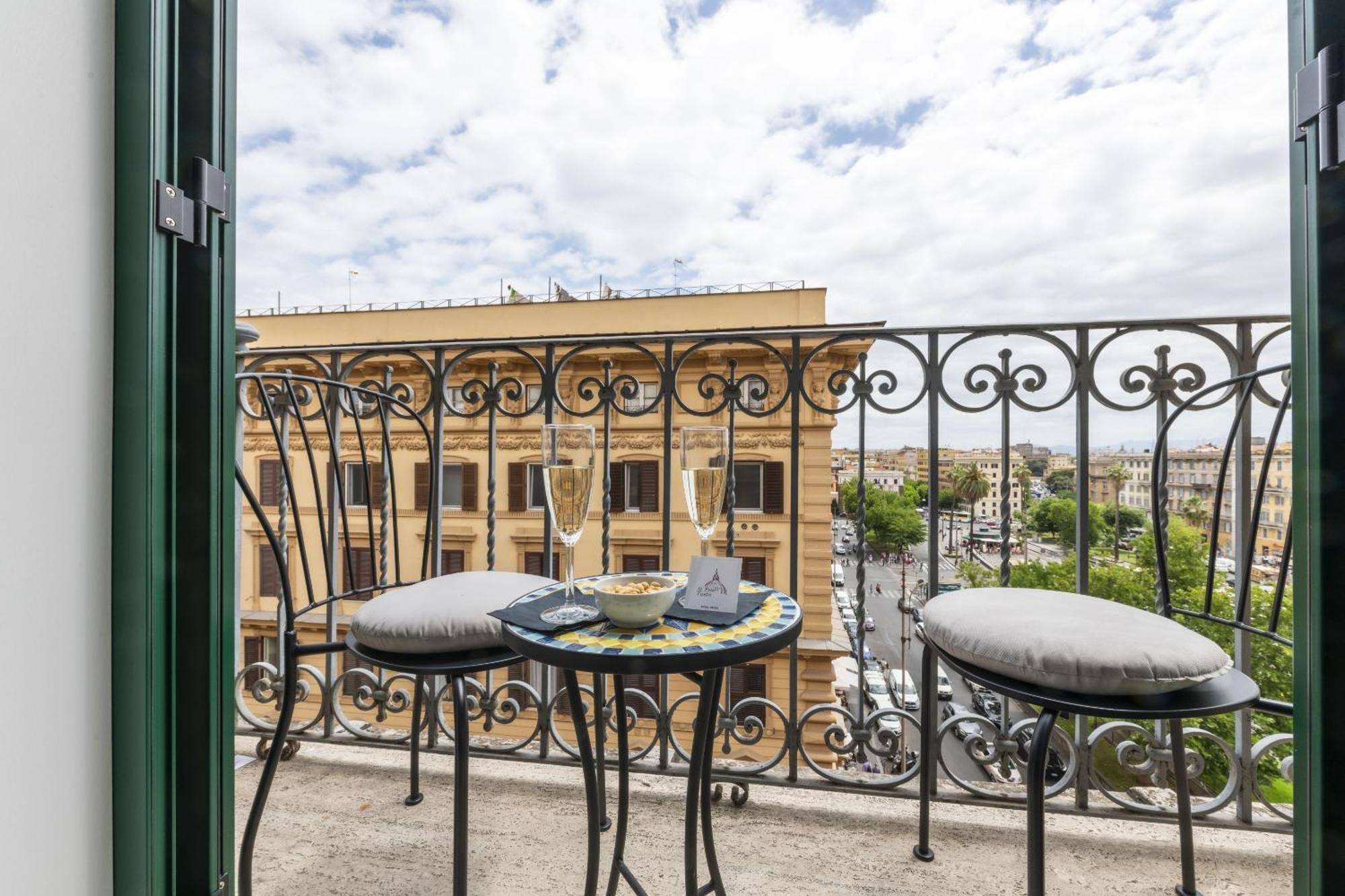 St Peter Twelve Bed & Breakfast Roma Ngoại thất bức ảnh